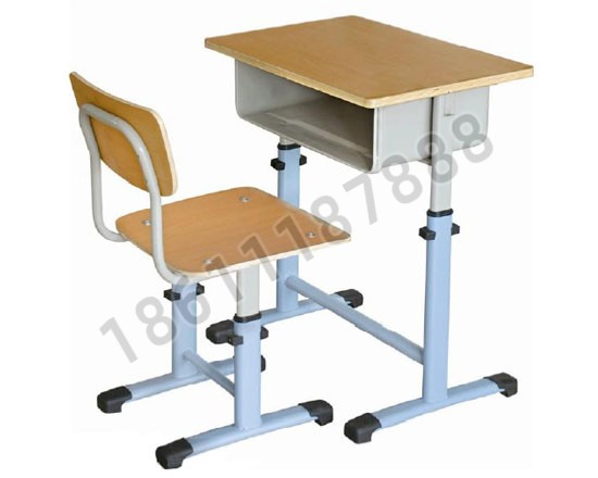 點(diǎn)擊查看商品:課桌椅