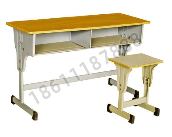 點(diǎn)擊查看商品:課桌椅